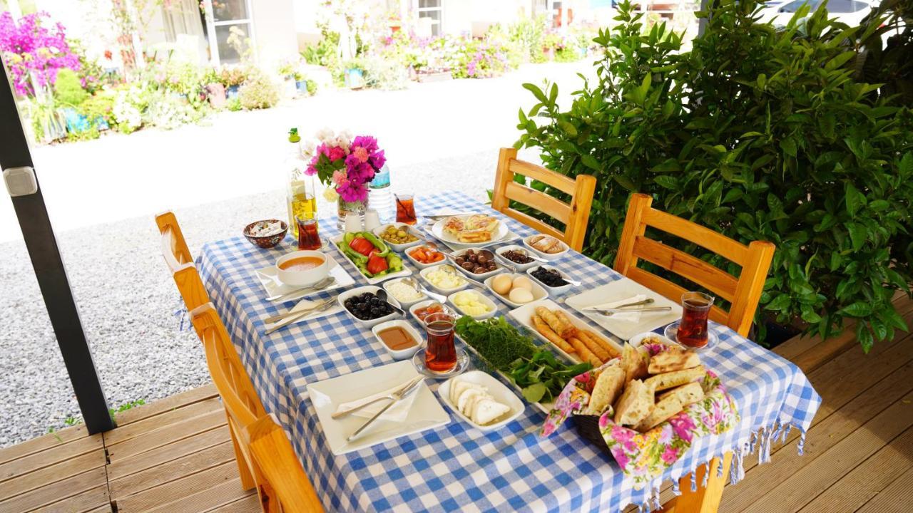 Yelken Bungalov Bed and Breakfast Milas Exterior foto