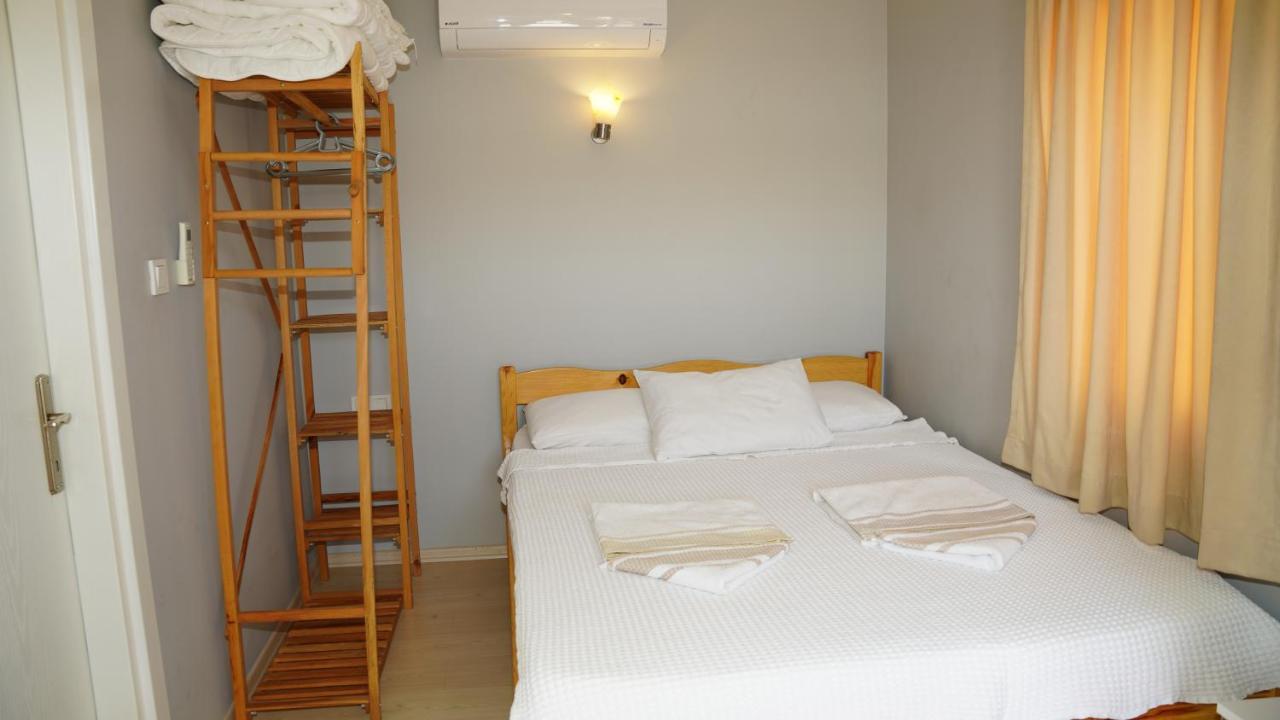 Yelken Bungalov Bed and Breakfast Milas Exterior foto